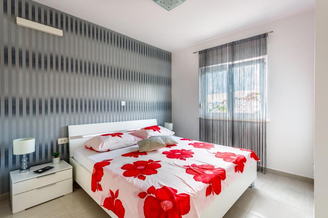 Luxury Apartments Budimir Podstrana Exterior foto